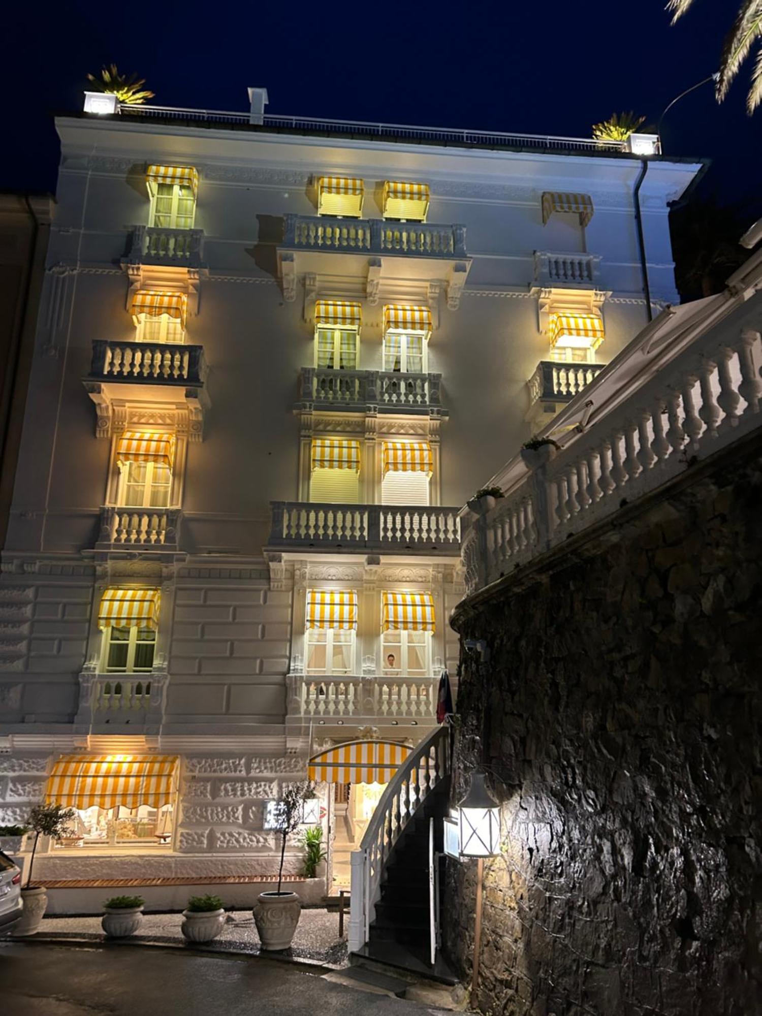 Hotel Helvetia Sestri Levante Exterior foto
